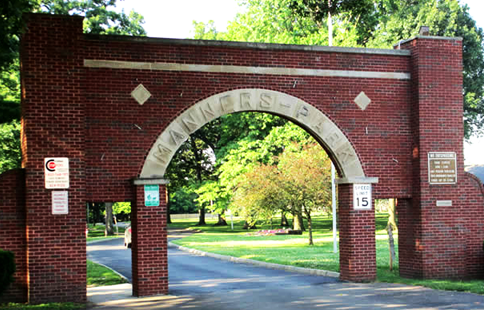 Manners Park Entrance